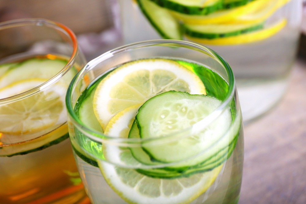 Agua de jengibre y limon Agua de jengibre y limon